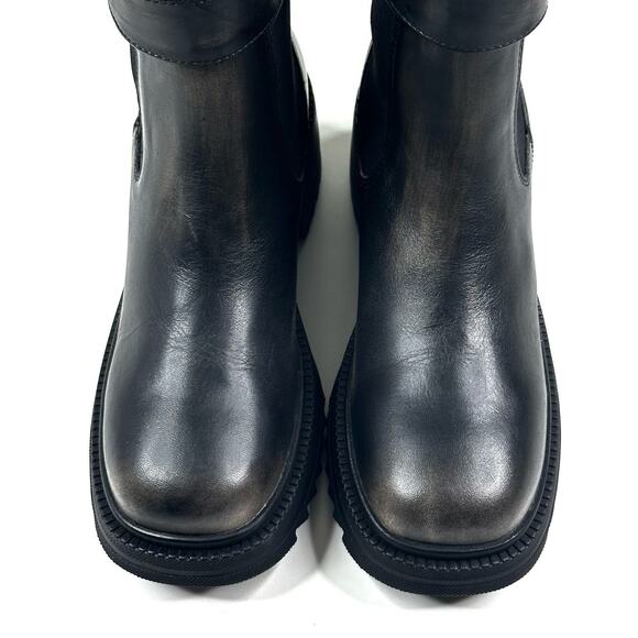 Steve Madden Gates Chelsea Boots Black Distressed Leather Women's 7M Buckle Lug - Picture 3 of 15